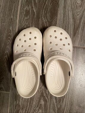 Crocs White